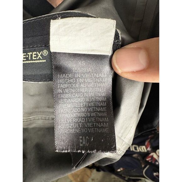 Marmot Essential Lightweight Waterproof Black Rain Jacket GORE-TEX Womens XS EUC - Picture 6 of 12